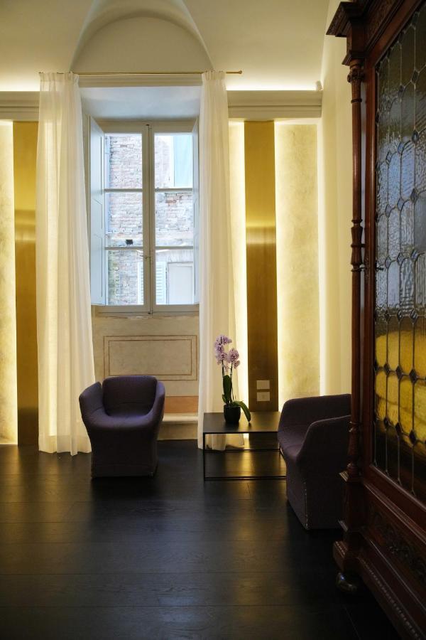 Palazzo Giusti Suites And Spa 우르비노 외부 사진
